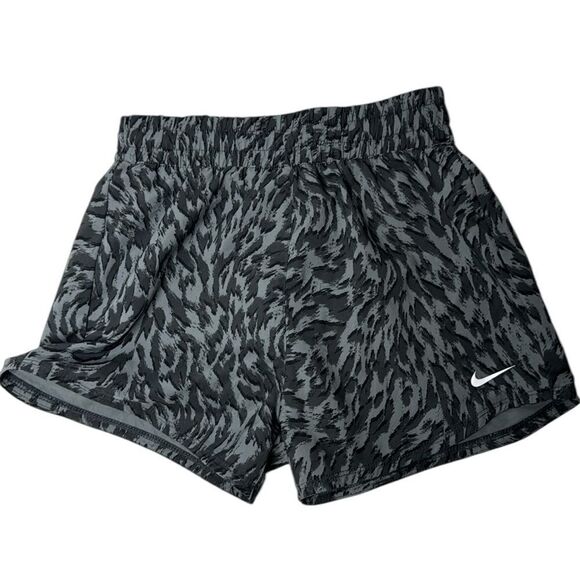 Nike Girls Black/Grey Print Woven High Rise Shorts. Girl’s size Medium. - Picture 1 of 4